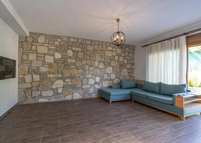 Vintage Villa *