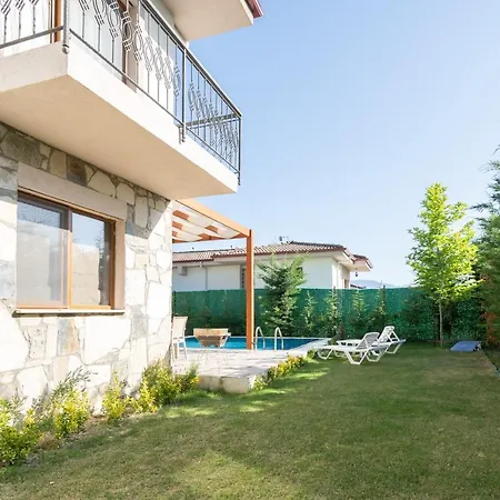 Villa Vintage Villas
