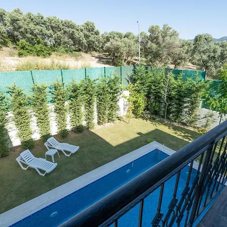 Villa Vintage Villas *